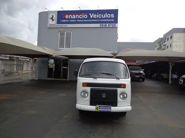 Carro Volkswagen Kombi Furgão 2007 1.4 (Flex)
