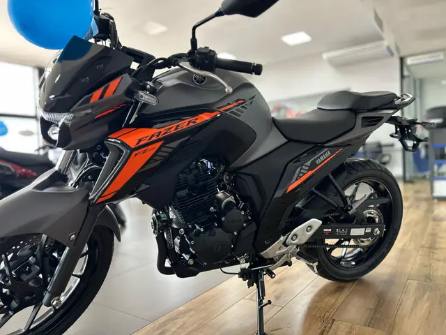 Moto Yamaha Fazer FZ25 2025 Connected