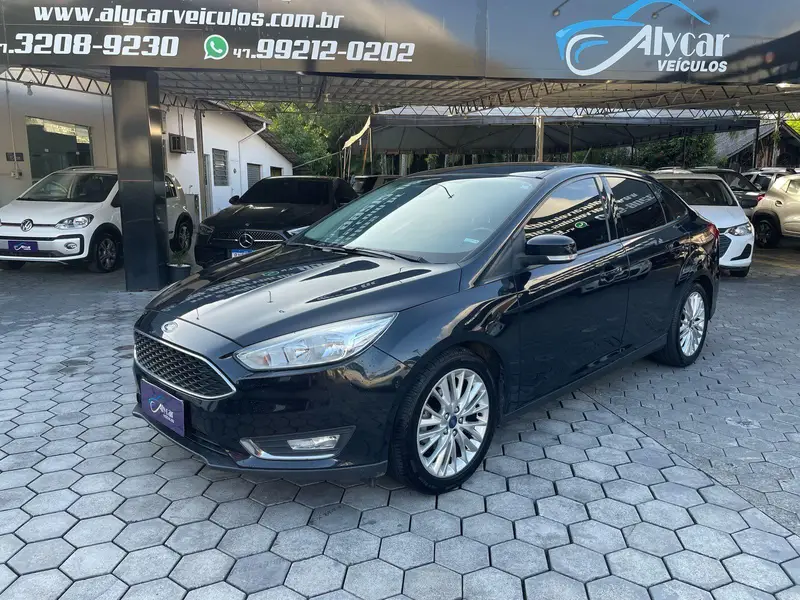 Ford Focus Sedan SE 2.0 PowerShift