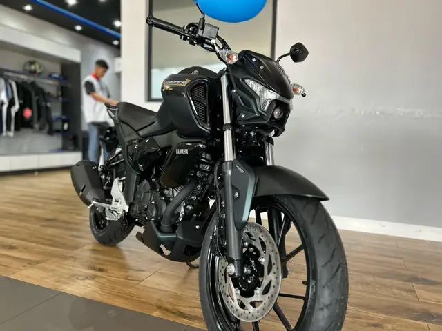 Moto Yamaha Fazer FZ15 2025 Connected
