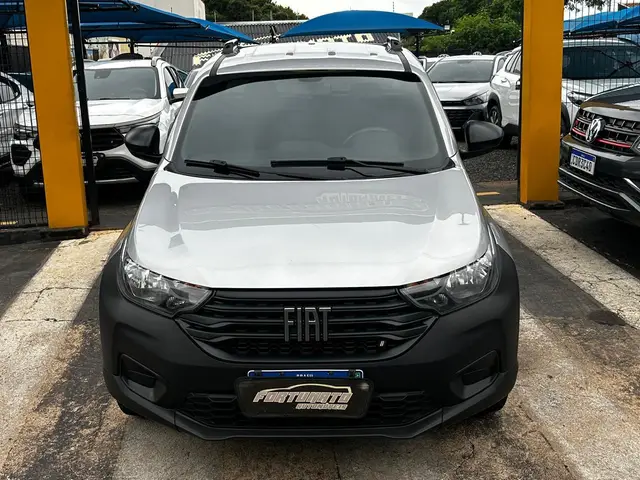 Carro Fiat Strada 2023 Endurance 1.4 Cabine Plus (Flex)