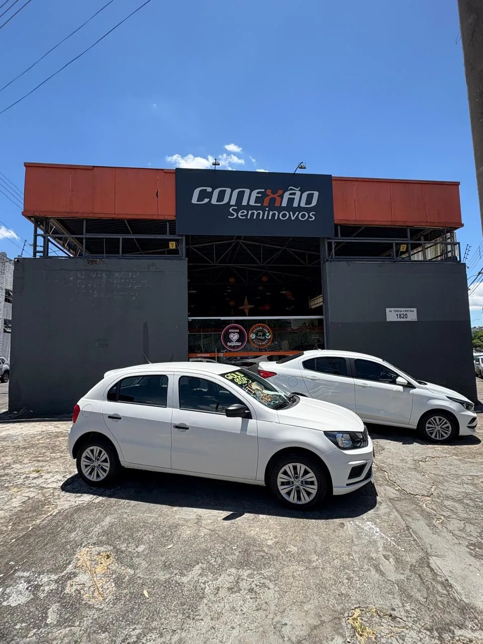 Fachada da loja CONEXAO COMERCIO DE VEICULOS LTDA - Belo Horizonte - MG