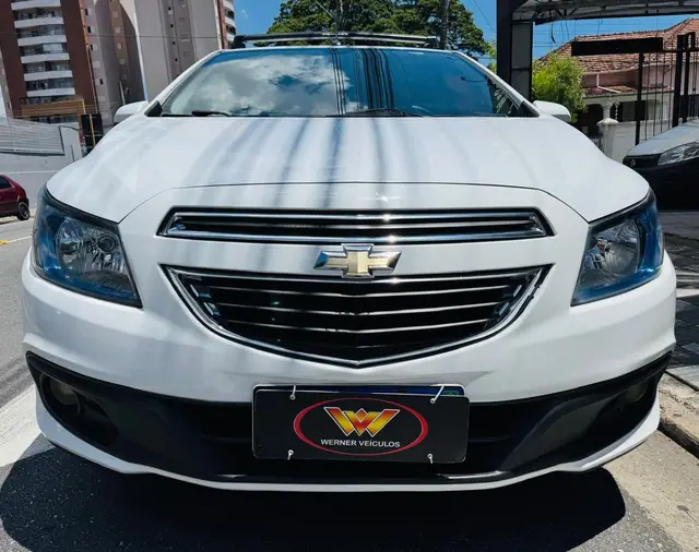 Carro Chevrolet Onix 2015 1.4 LT SPE/4