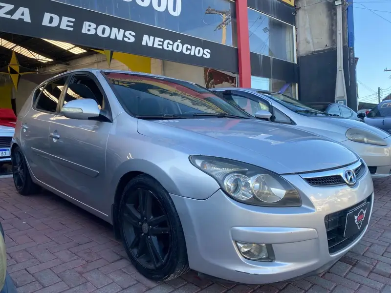 Hyundai i30 GLS 2.0 16V
