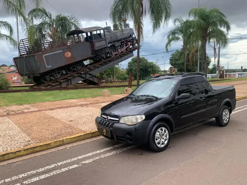Fiat Strada Celeb. 1.4 mpi Fire Flex 8V CE