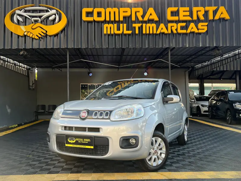 Fiat Uno Evolution 1.4 8V (Flex) 4p