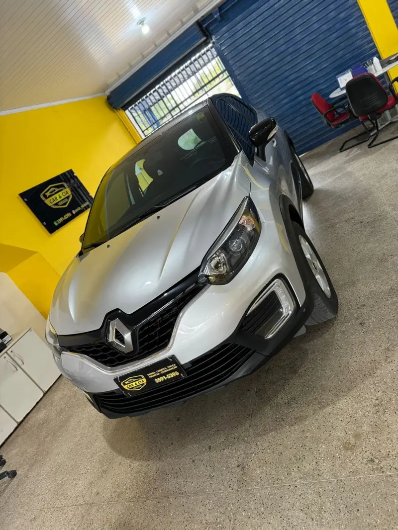 Renault Captur Life 1.6 16v SCe CVT (Flex)