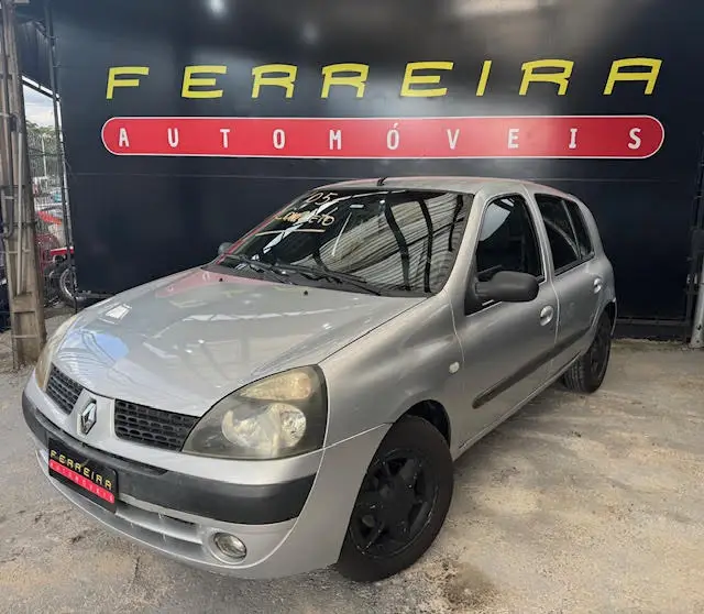 Renault Clio Hatch. Authentique 1.0 16V