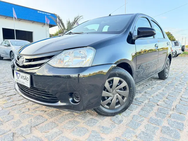Carro Toyota Etios Sedan 2016 X 1.5 (Flex)