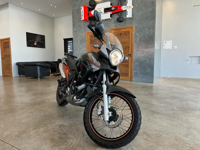 Carro Honda XL 700V 2014 Transalp