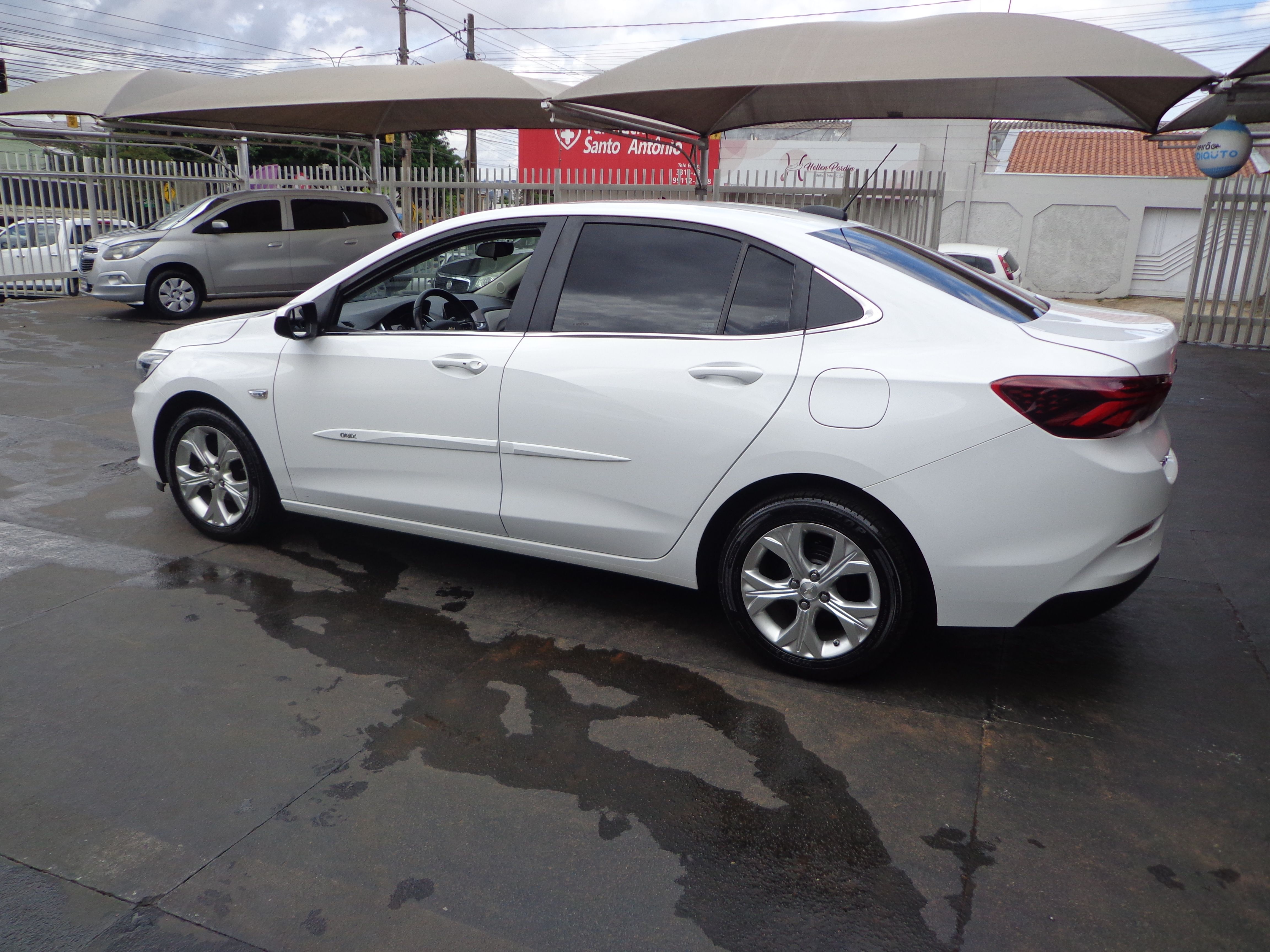 Chevrolet Onix Plus