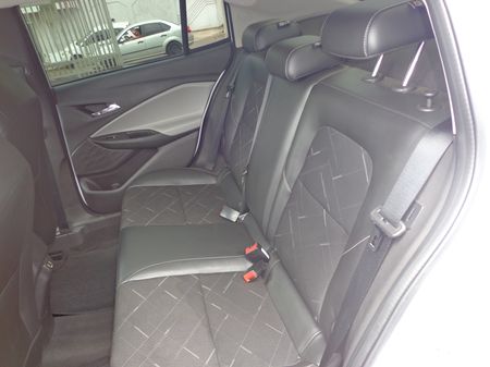 Onix Plus 1.0 Premier Turbo Flex (Aut)