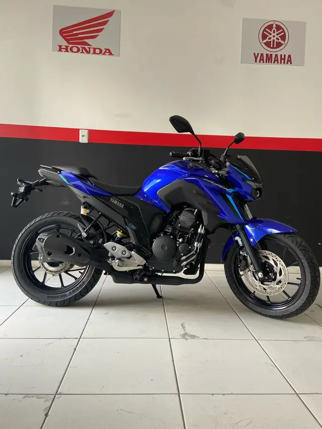 Moto Yamaha Fazer FZ25 2025 Connected