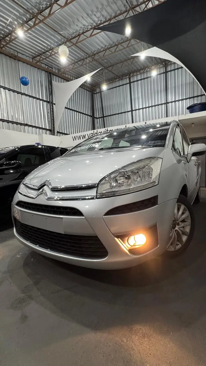 Citroën C4 Picasso GLX 2.0 16V BVA (Aut)