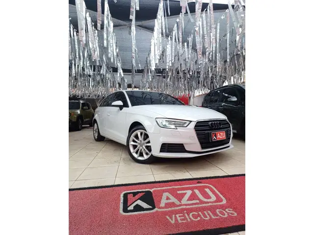 Carro Audi A3 2017 1.4 TFSI Ambiente Tiptronic (Flex)