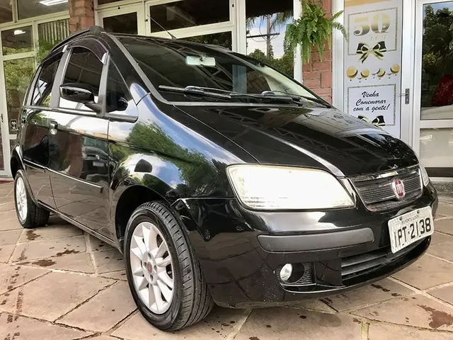 Carro Fiat Idea 2010 ELX 1.4 (Flex)