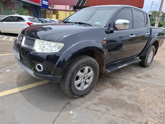 Carro Mitsubishi L200 Triton Sport 2013 3.2 DI-D 4x4 (Aut)