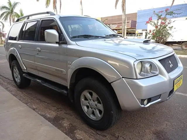 Carro Mitsubishi Pajero Sport 2008 HPE 4x4 2.5