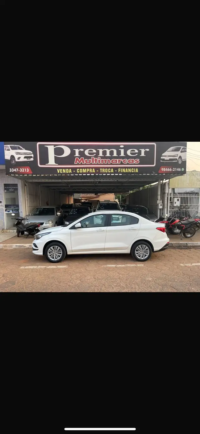 Carro Fiat Cronos 2023 Drive 1.0 (Flex) MT
