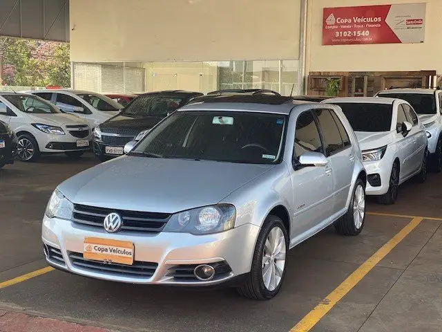 Volkswagen Golf 2.0 (Aut)