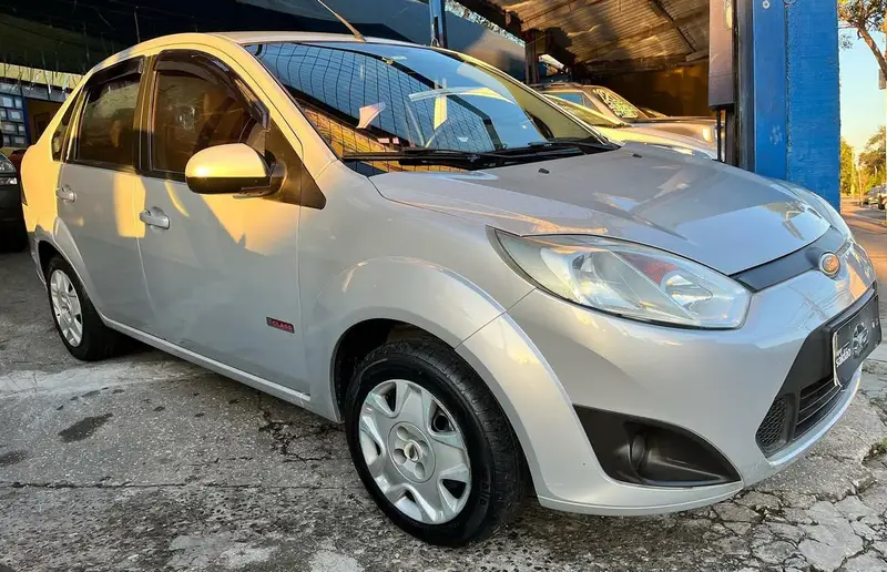 Ford Fiesta Sedan 1.6 (Flex)