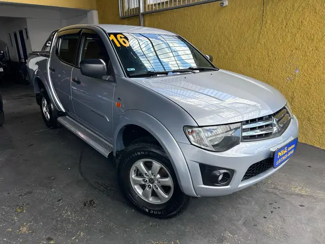 Carro Mitsubishi L200 Triton Sport 2016 HLS 2.4 (Flex)