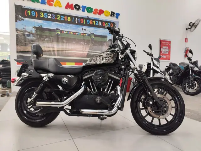 Carro Harley-Davidson Sportster XL 883 2008 Roadster