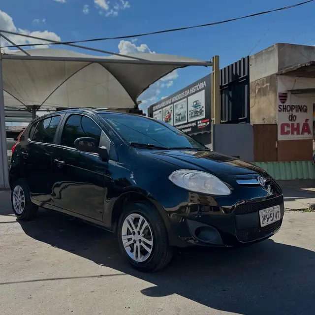 Carro Fiat Palio 2013 Attractive 1.0 8V (Flex)