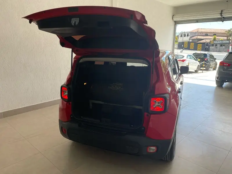 Jeep Renegade 1.8 4x2 (Aut) (Flex) (PCD)