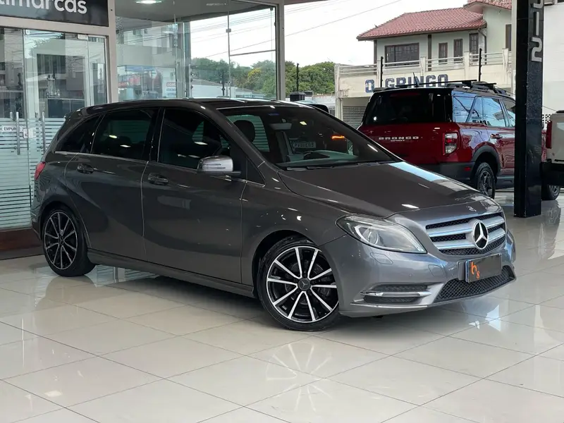 Mercedes-Benz Classe B 200 1.6 Turbo Sport