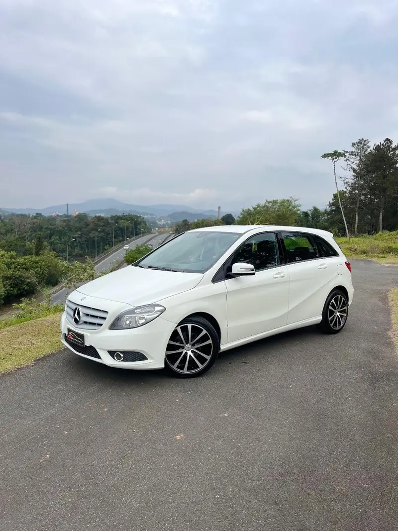 Mercedes-Benz Classe B 200 CGI 1.6 Turbo