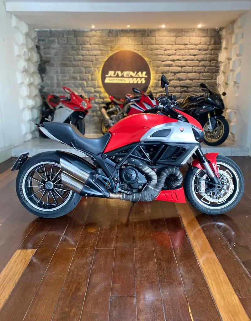 Ducati Diavel 1198
