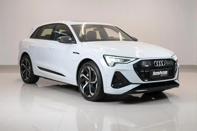 Audi e-tron Performance Black Quattro (Aut)