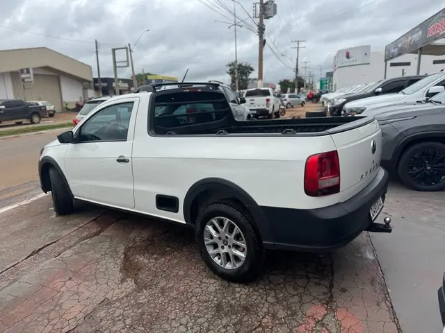 Carro Volkswagen Saveiro 2023 Robust 1.6 MSI CS (Flex)