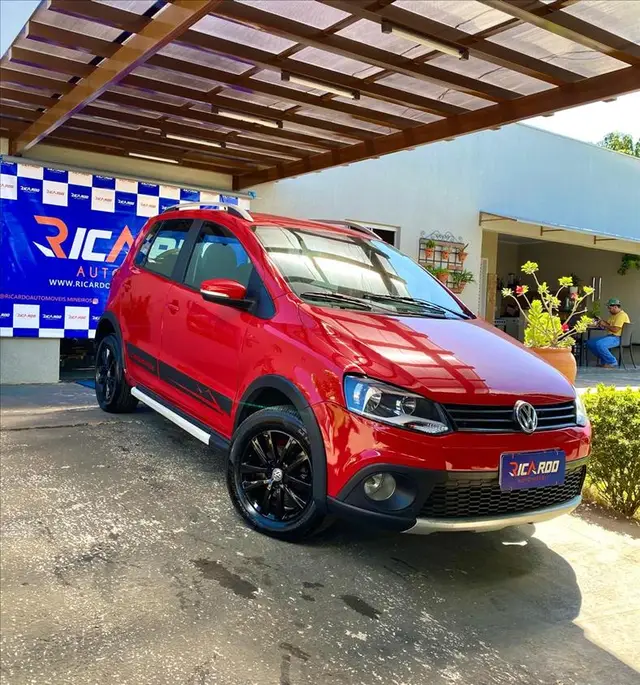 Carro Volkswagen CrossFox 2013 1.6 VHT (Flex)