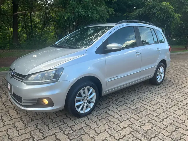 Carro Volkswagen SpaceFox 2015 1.6 VHT Comfortline I-Motion (Flex)