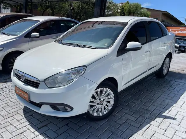 Carro Fiat Grand Siena 2016 Essence 1.6 16V (Flex)