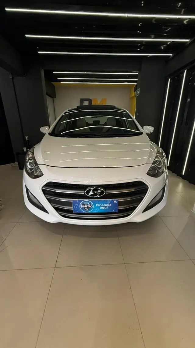 Carro Hyundai i30 2016 I30 1.8 16V MPI (Básico+Teto)