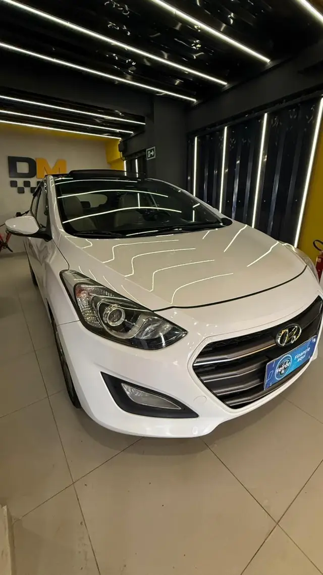 Carro Hyundai i30 2016 I30 1.8 16V MPI (Básico+Teto)