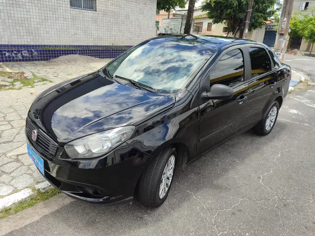 Carro Fiat Grand Siena 2021 Evo Attractive 1.4 8V (Flex)