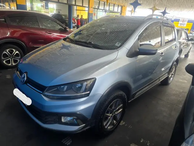 Carro Volkswagen CrossFox 2015 1.6 16v MSI I-Motion (Flex)