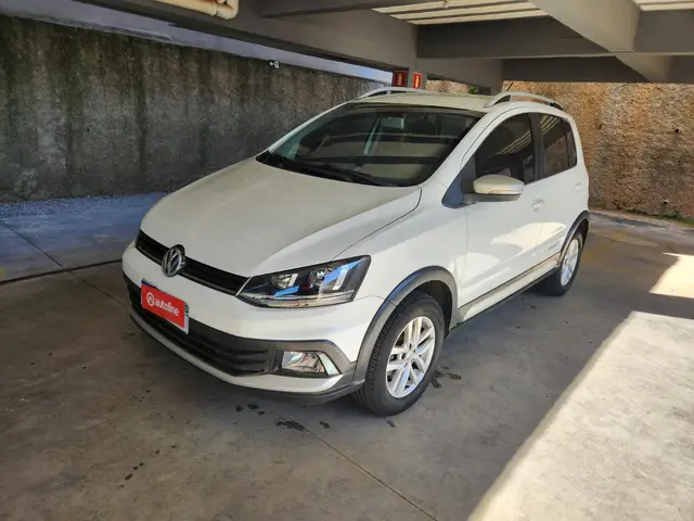 Carro Volkswagen CrossFox 2015 1.6 16v MSI (Flex)