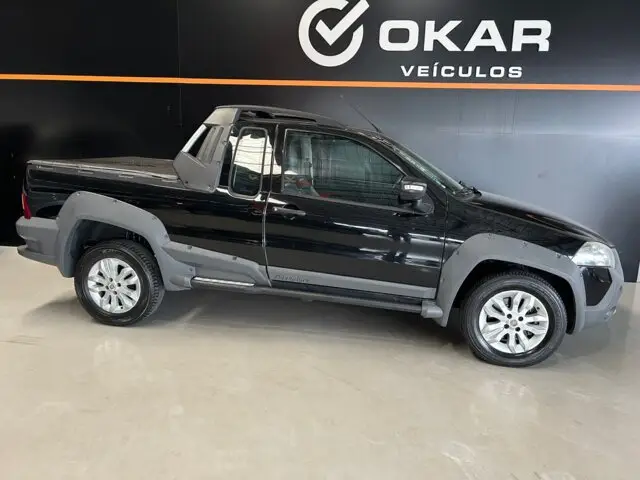Fiat Strada Adventure 1.8 16V (Flex) (Cabine Estendida)