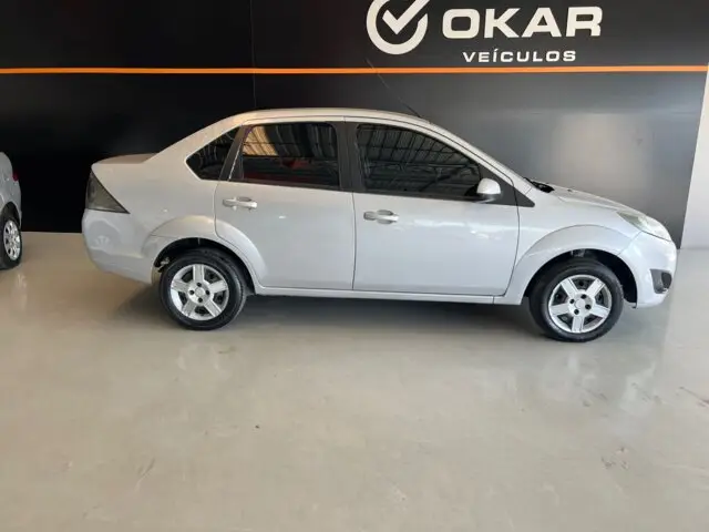 Ford Fiesta Sedan SE 1.6 Rocam (Flex)
