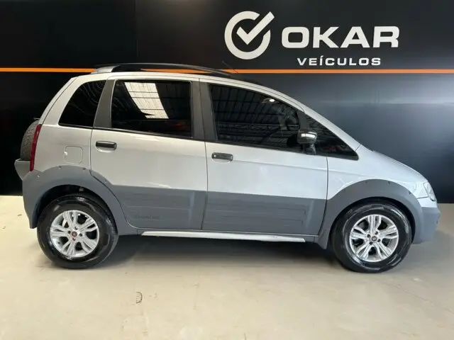 Fiat Idea Adventure Locker 1.8 (Flex)