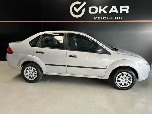Ford Fiesta Sedan 1.6 (Flex)