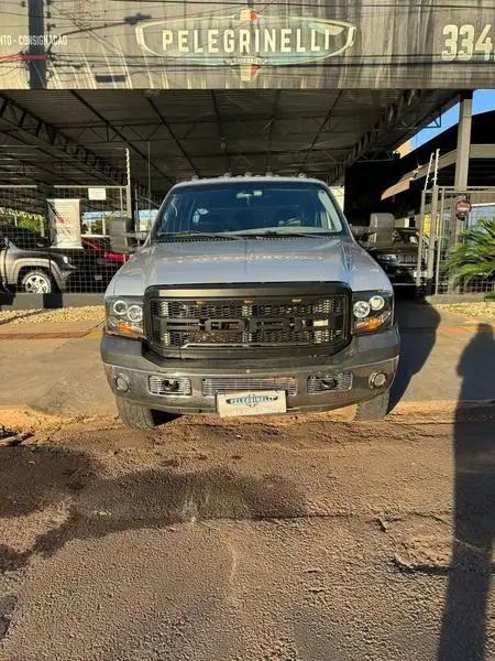 Ford F-250 XL 3.9 4x4 TB Diesel