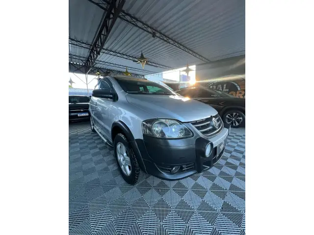 Carro Volkswagen CrossFox 2009 1.6 (Flex)