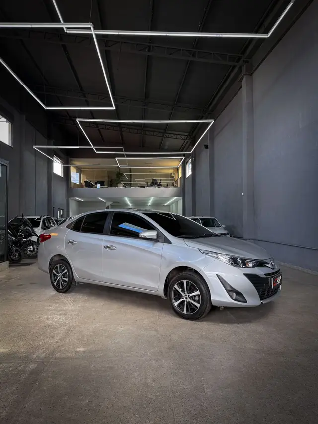 Carro Toyota Yaris 2019 1.5 XLS CVT (Flex)