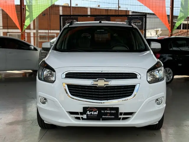 Carro Chevrolet Spin 2015 LTZ 7S 1.8 (Flex) (Aut)